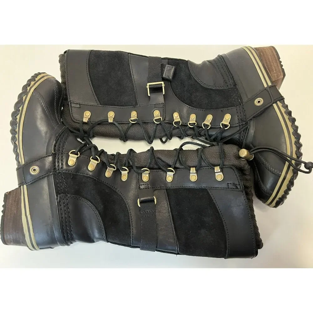 Vintage Sorel Conquest Carly lace up boots. Size 6 (W)